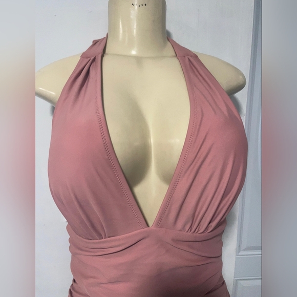 Cupshe Dusty Rose Halter One-Piece Swimsuit - Picture 3 of 8